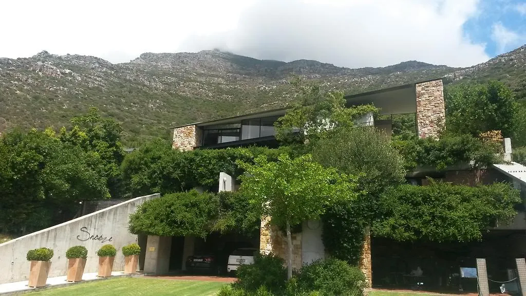 Snooze In Hout Bay Self-Catering Hotel Guest house