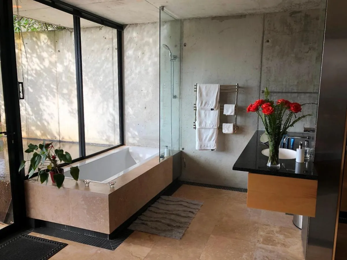 Snooze In Hout Bay Self-Catering Hotel 4*,